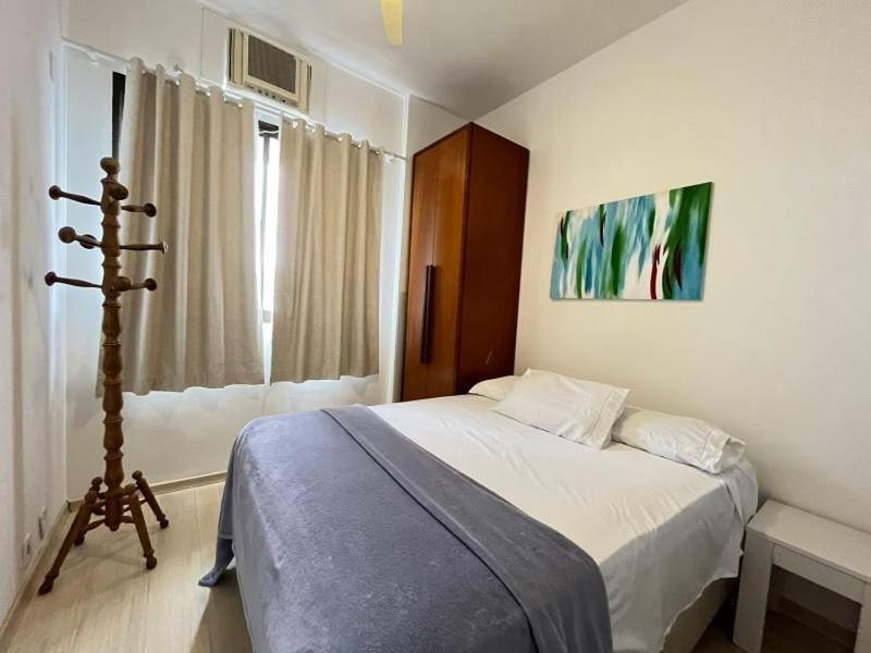 Apartamento Ms145. Excelente Em Andar Alto No Arpoador! *